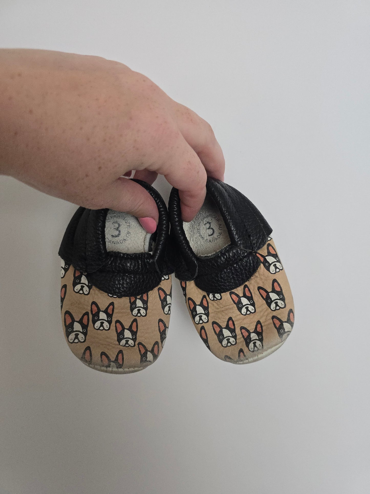 PLAY Heyfolks Puppy Soft Sole Shoes • 3C