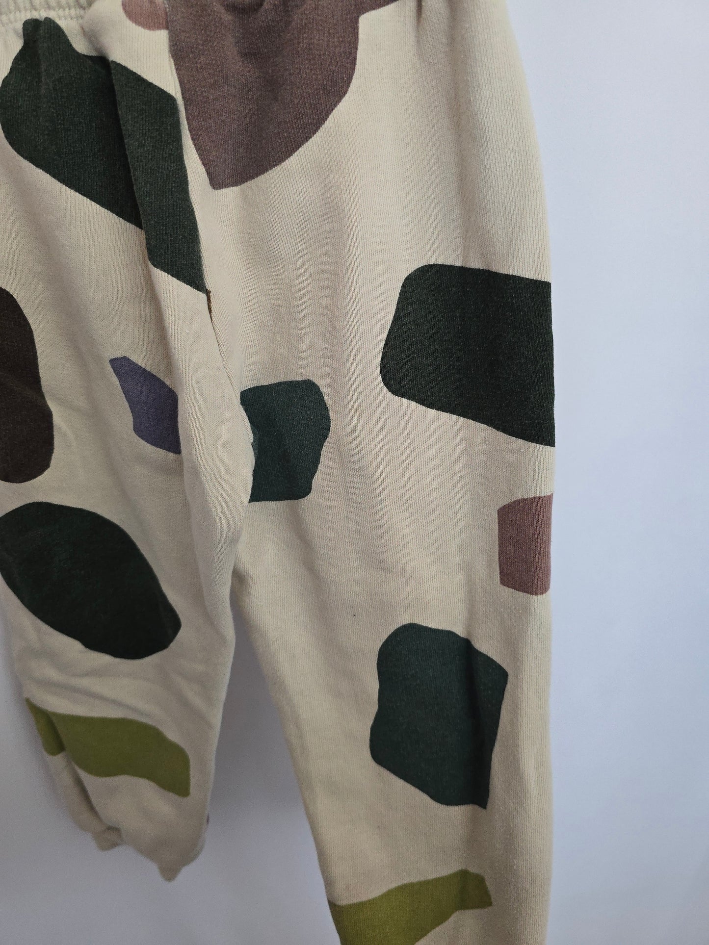 Zara Abstract Shapes Sweatpants • 4-5 years