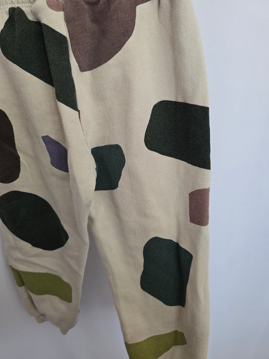 Zara Abstract Shapes Sweatpants • 4-5 years