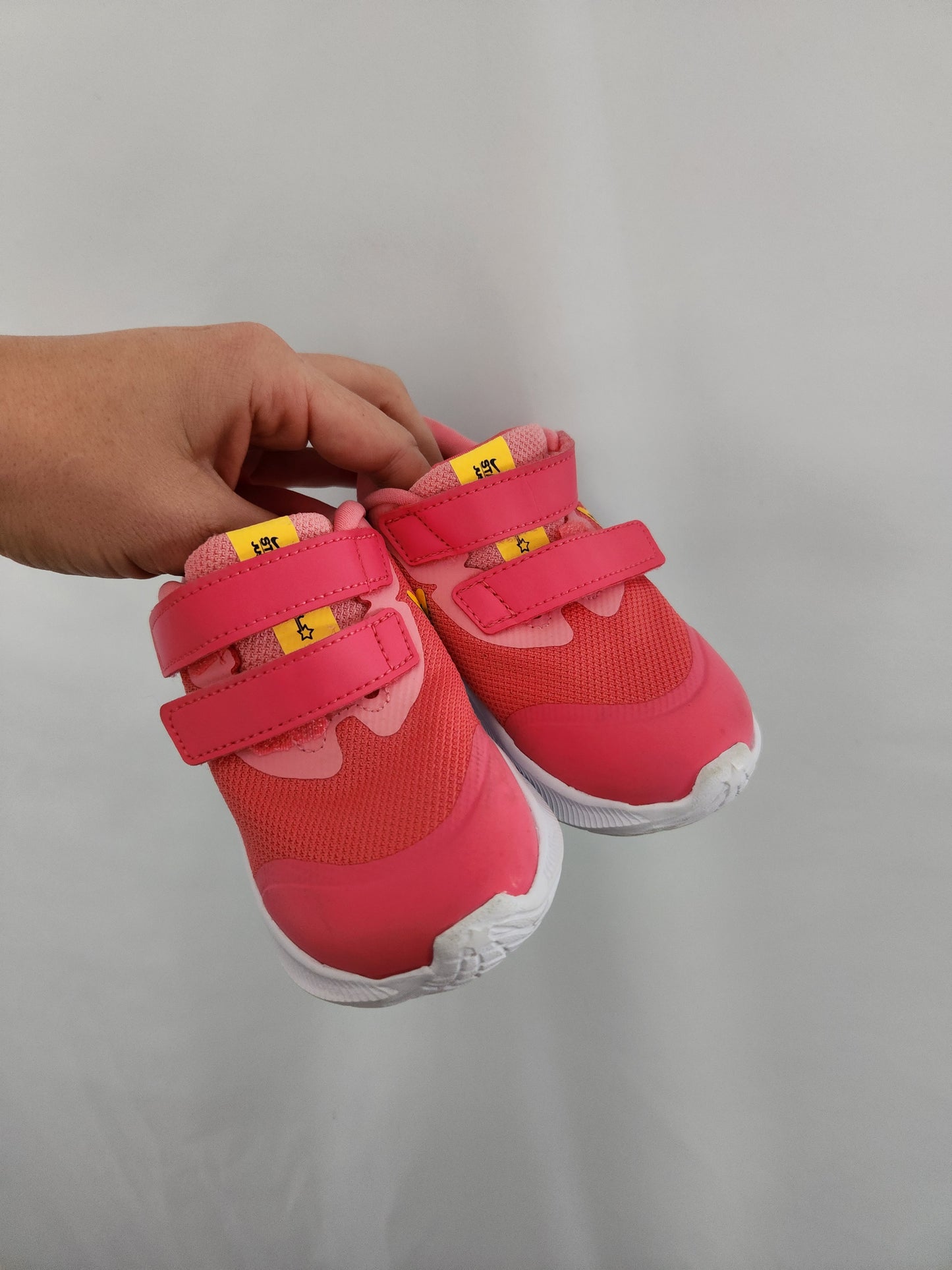 Nike StarRunner Pink • 7C