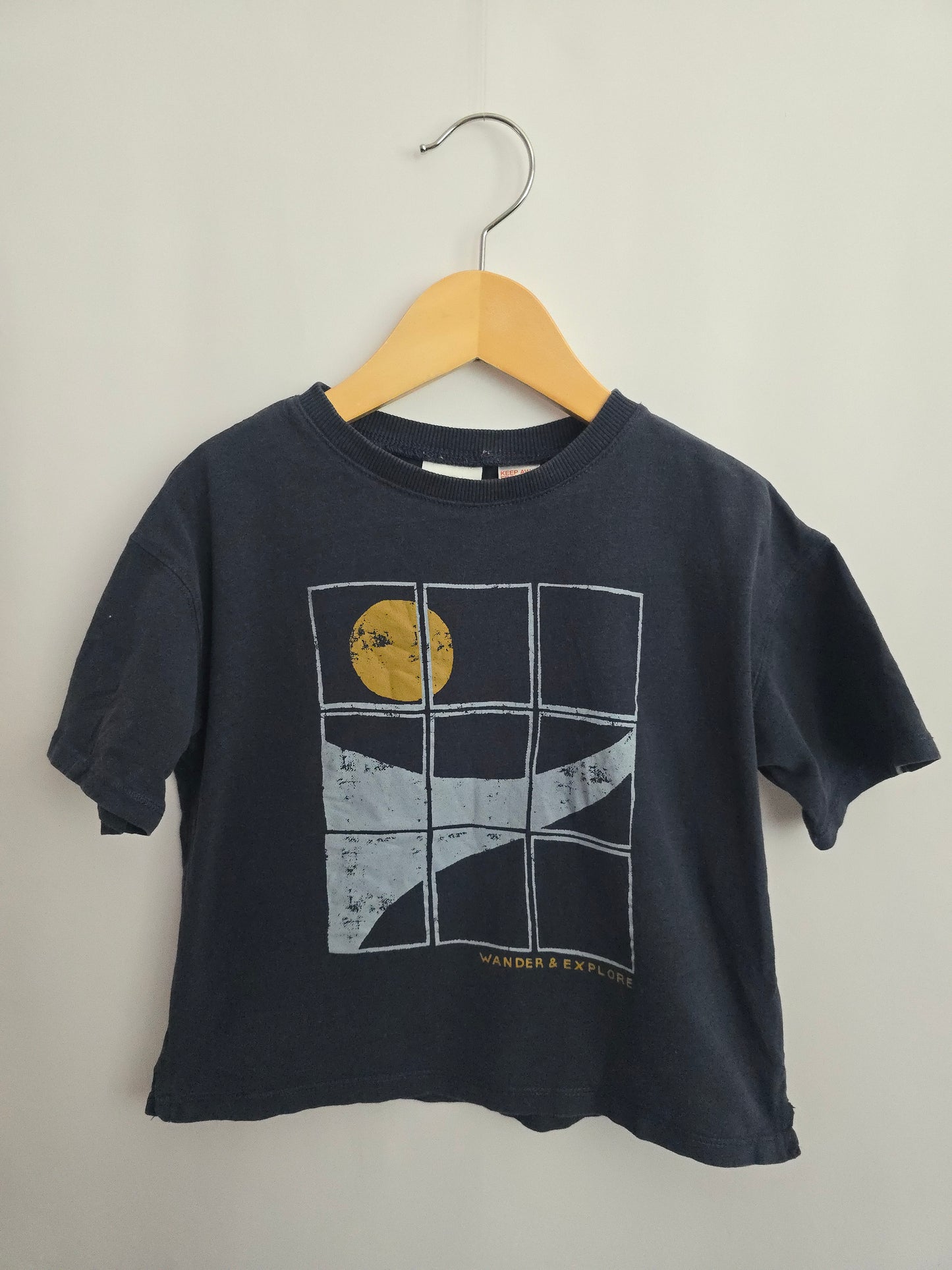 Zara Wander & Explore Tee • 3-4 years