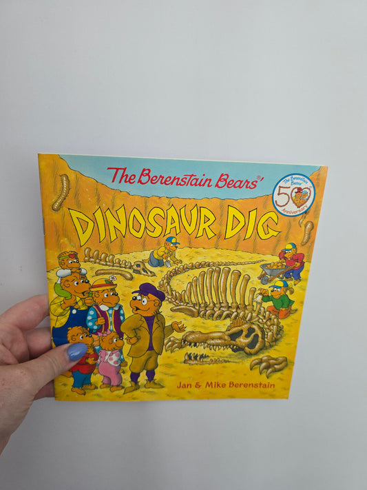 The Berenstain Bears Dinosaur Dig (3) • Softcover Book