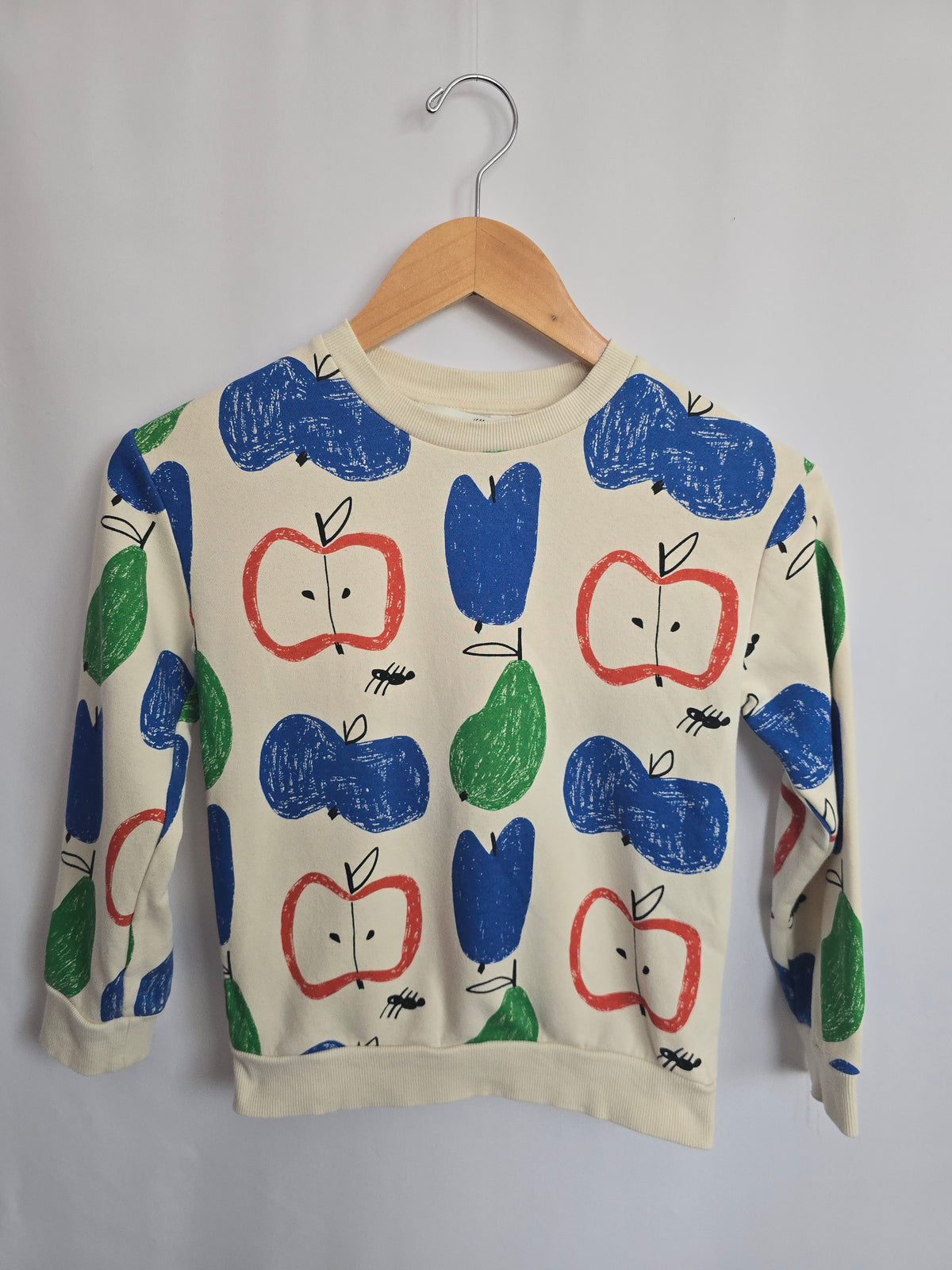 H&M Apples Crewneck • 6-8 years