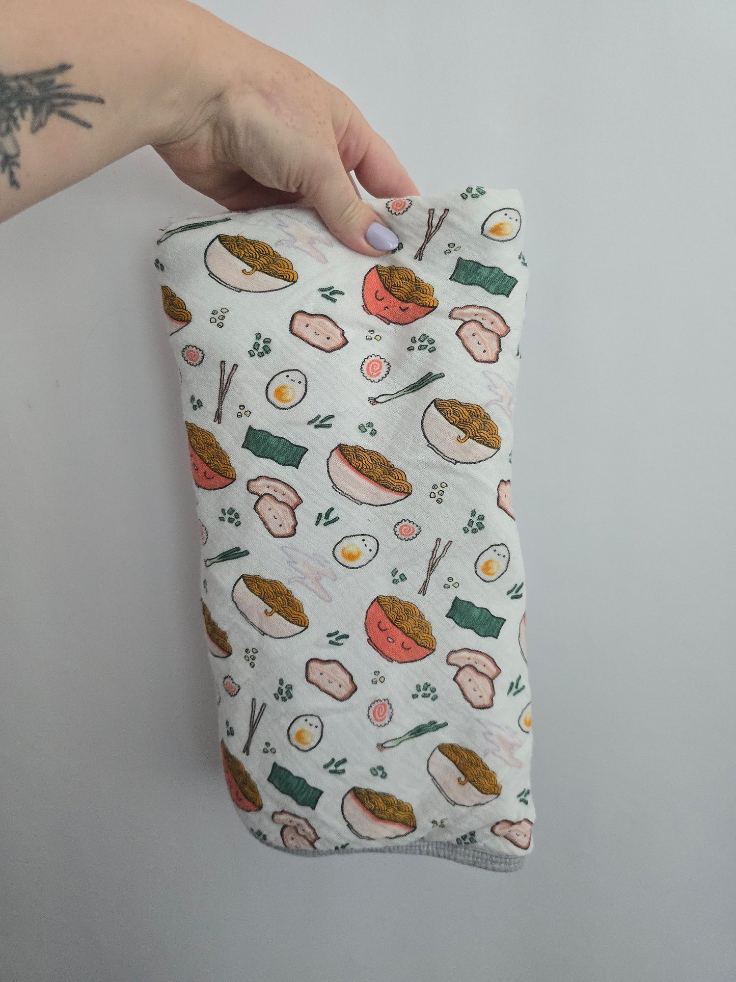 Loulou Lollipop Ramen Hooded Towel