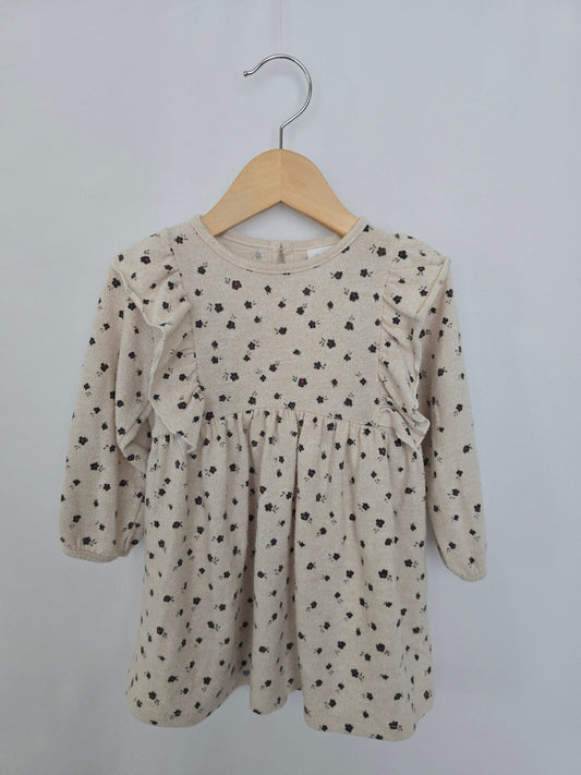 Zara Beige Soft Floral Dress • 2 years