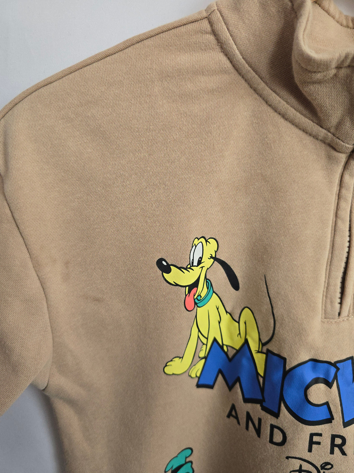 PLAY H&M Mickey & Friends 1/4 Zip Sweater • 8-10 years