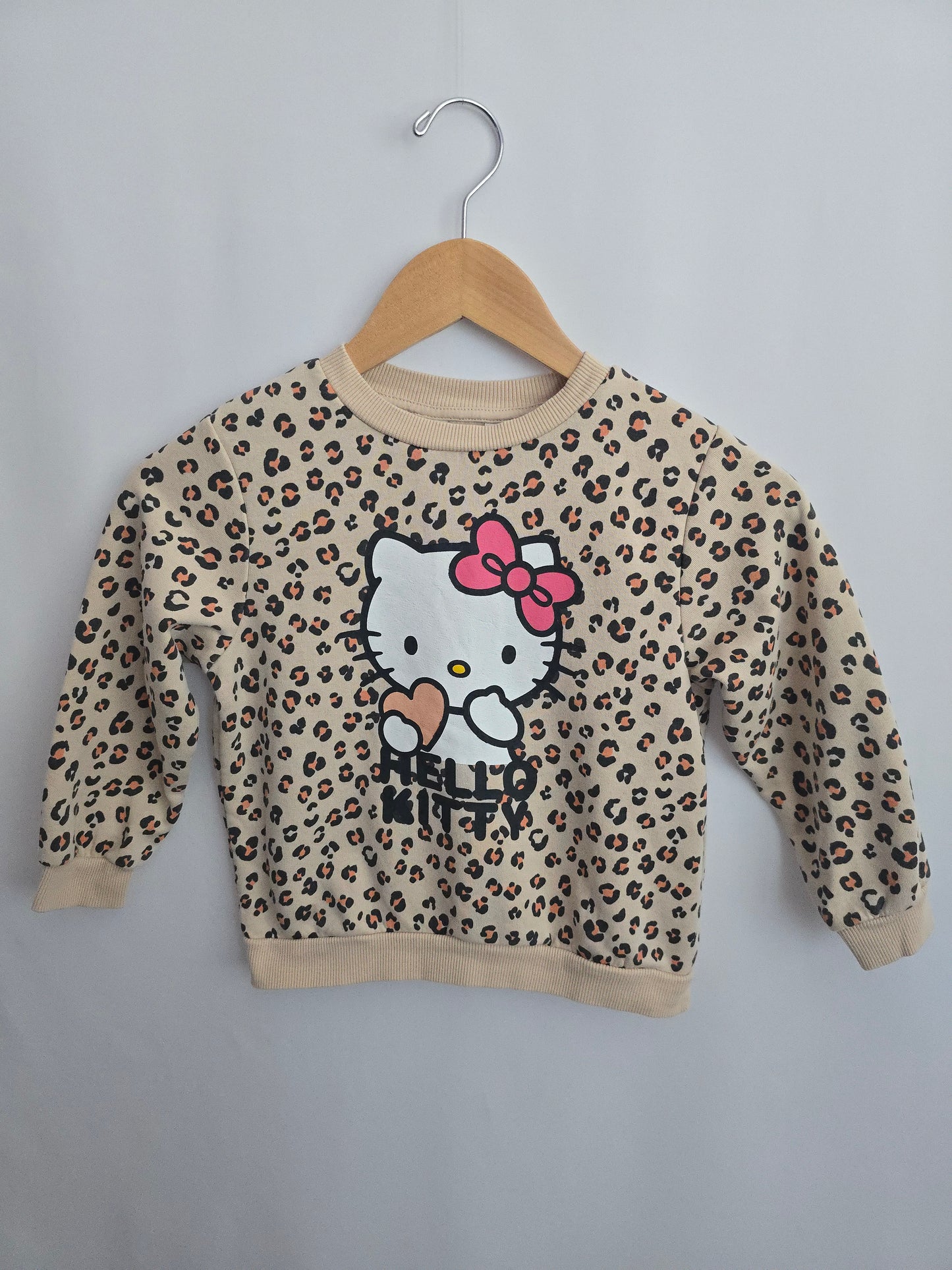 H&M Hello Kitty Leopard Crewneck • 4-6 years
