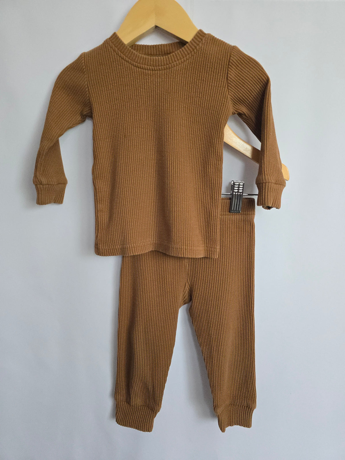 Mebie Baby Brown Ribbed Lounge Set • 18 months