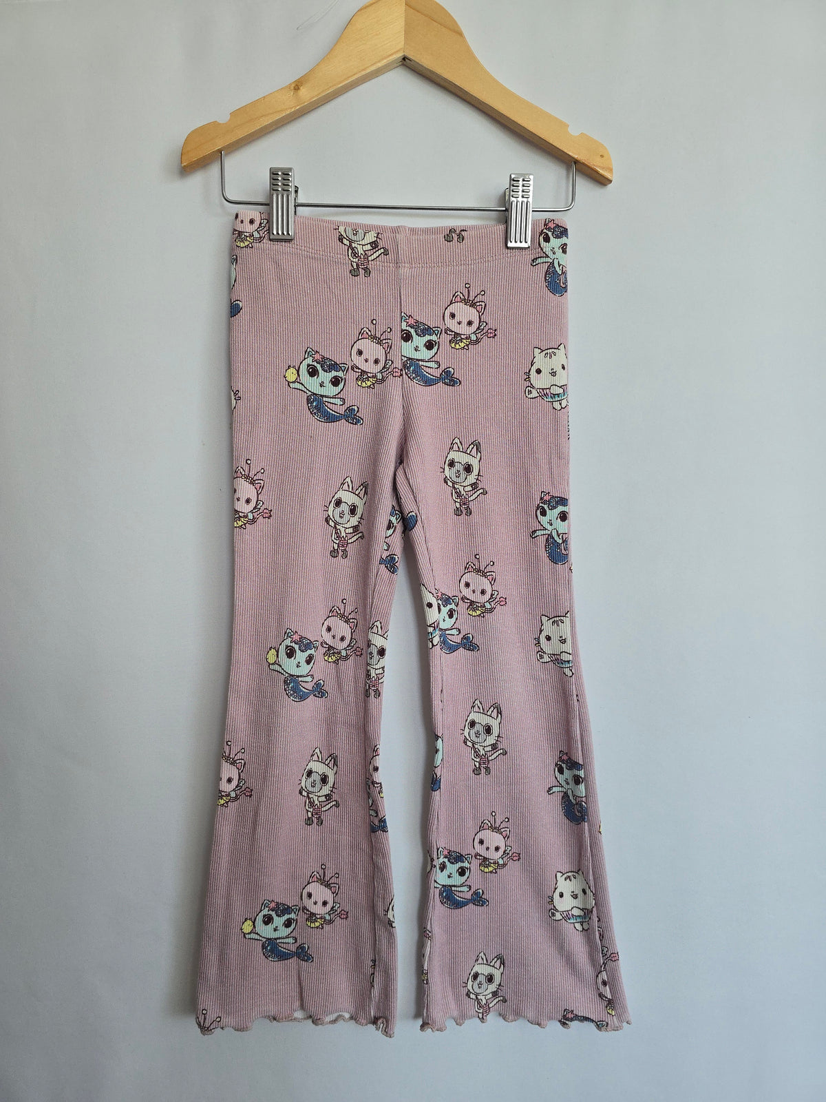 H&M Ribbed Gabby's Dollhouse Flares • 4-5 years