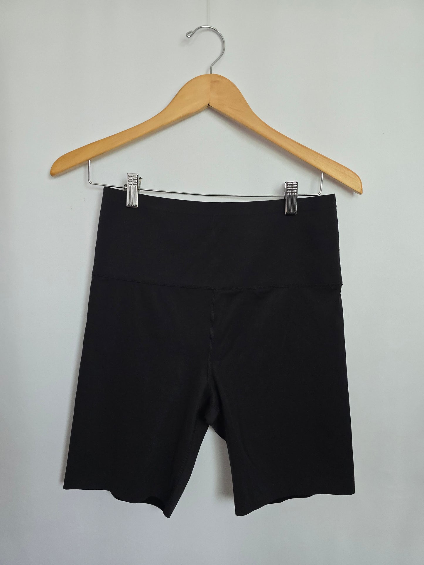 Knix Black Shaper High Rise Shorts • Large