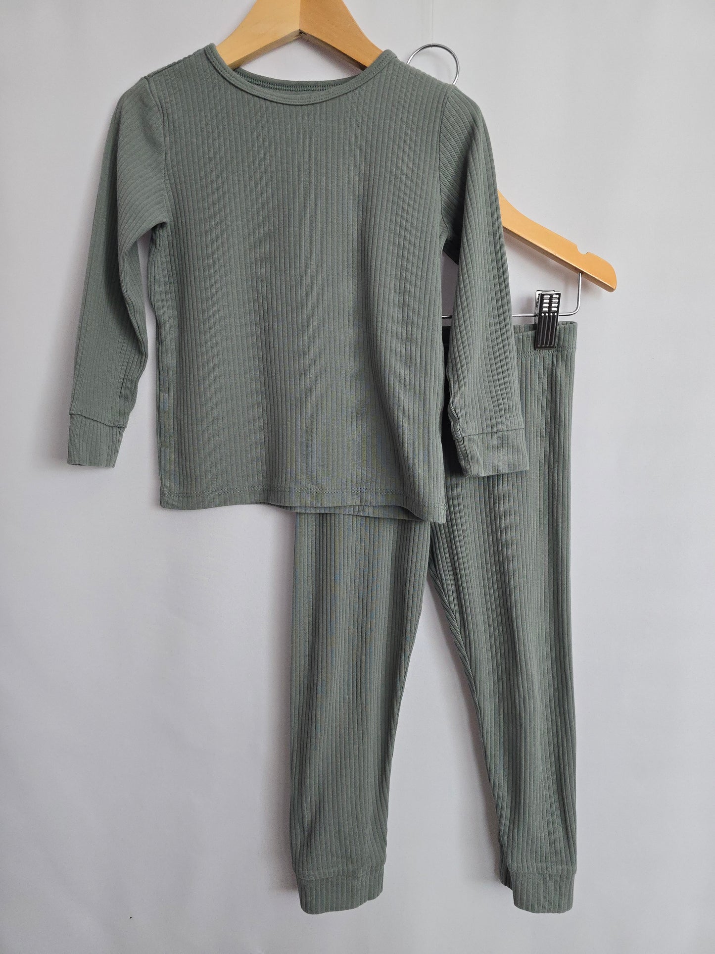 H&M Sea Breeze Ribbed Lounge Set • 2-3 years