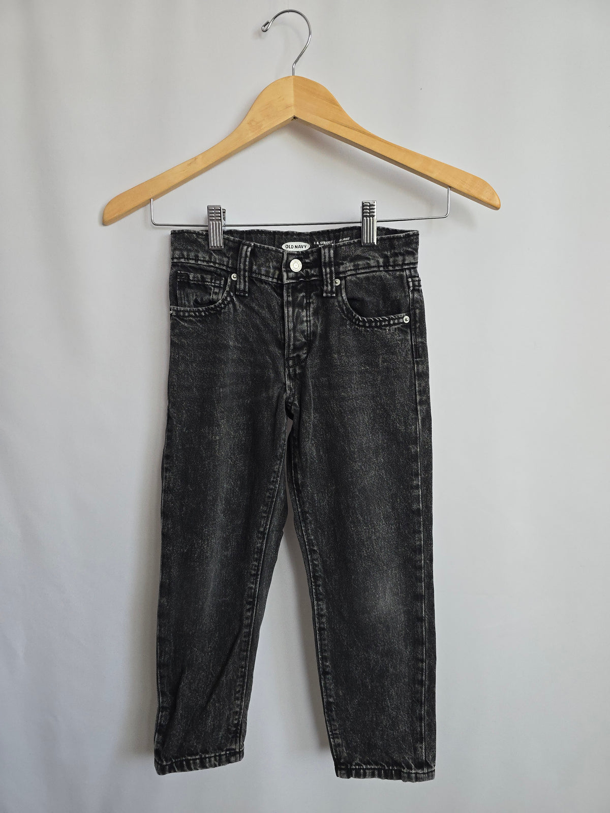 Old Navy Black Wash Straight Denim • 6 years