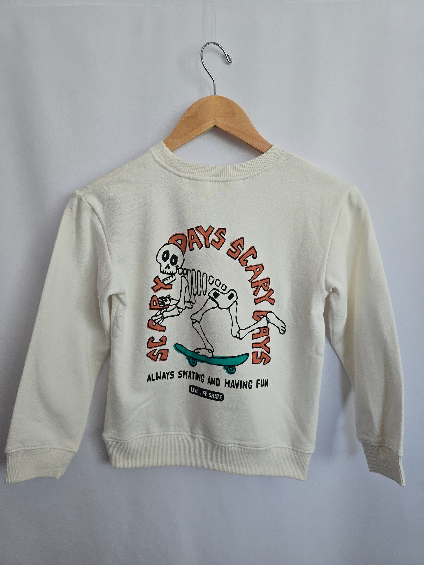 NEW H&M Cream Scary Days Crewneck • 6-8 years