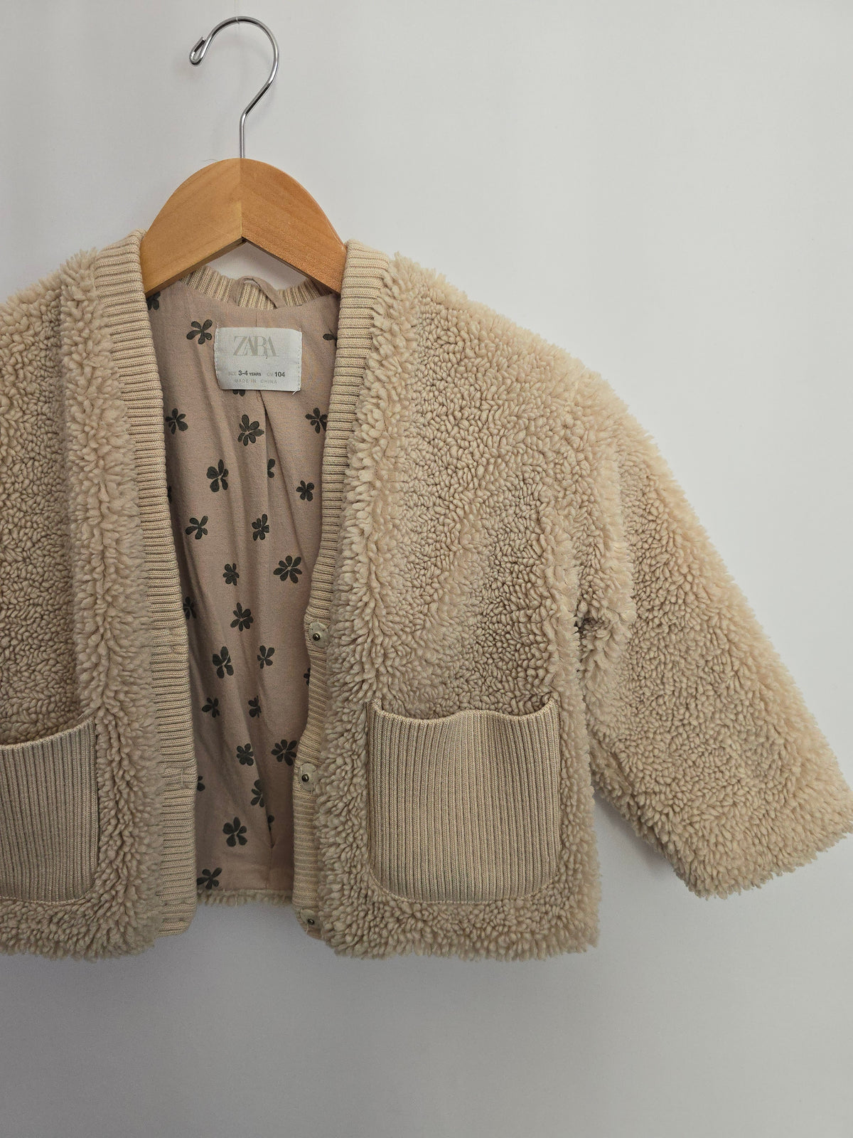 Zara Lined Sherpa Button Up • 3-4 years