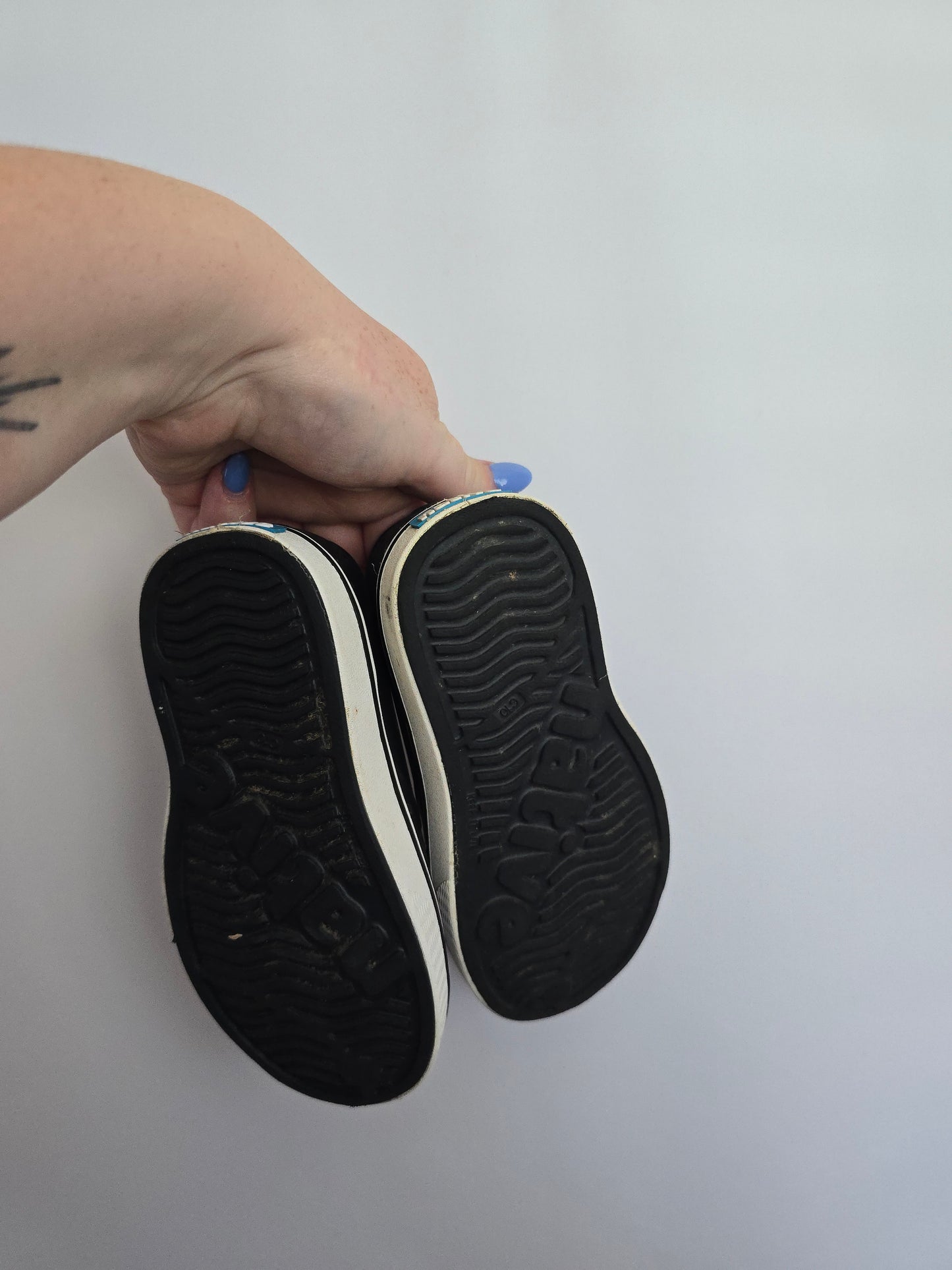 Native Miles Black Shoes • 10C