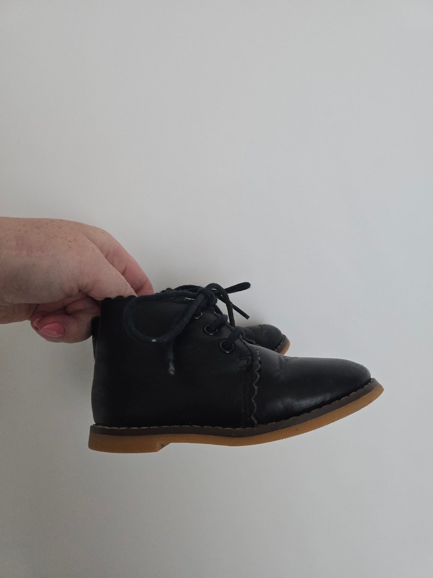 Precious Treasures Black Scallop Booties • 7C