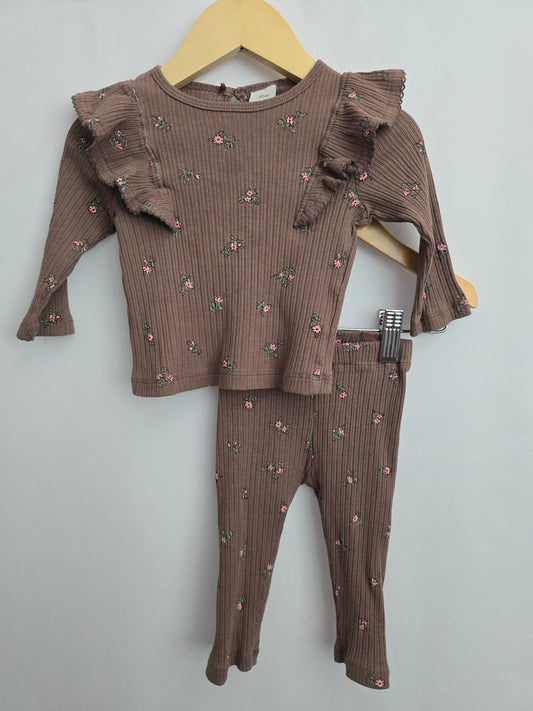 H&M Chocolate Floral Ribbed Lounge Set • 4-6 months