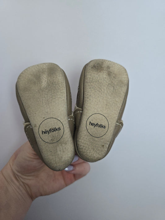 PLAY Heyfolks Grey Colorblock Soft Sole Shoes • 2C