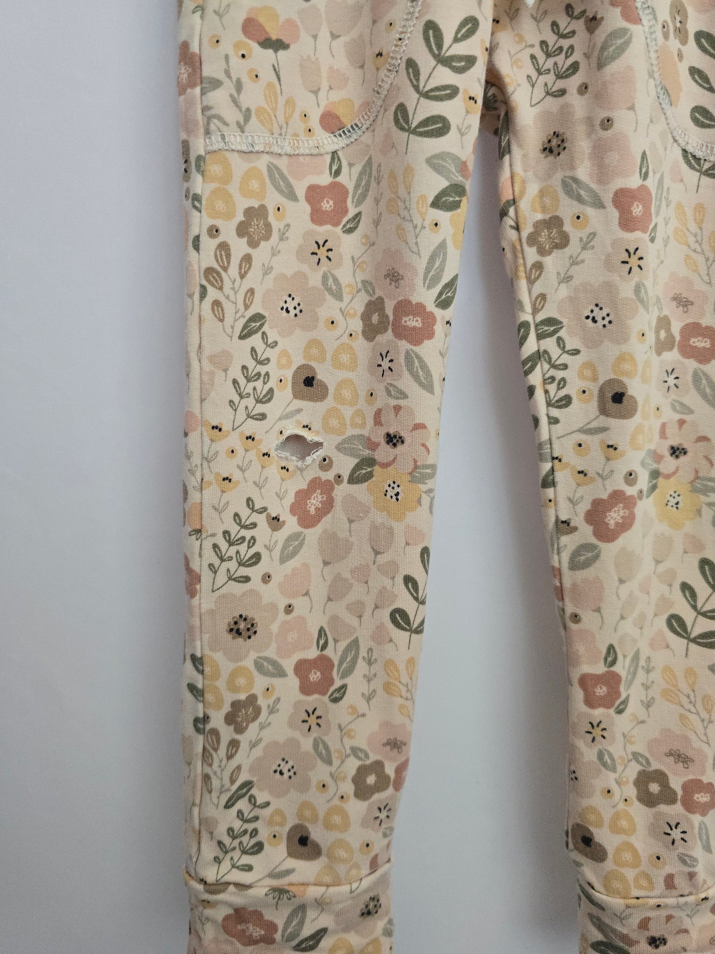 PLAY Jax & Lennon Fall Floral Lounge Pants • 2-3 years