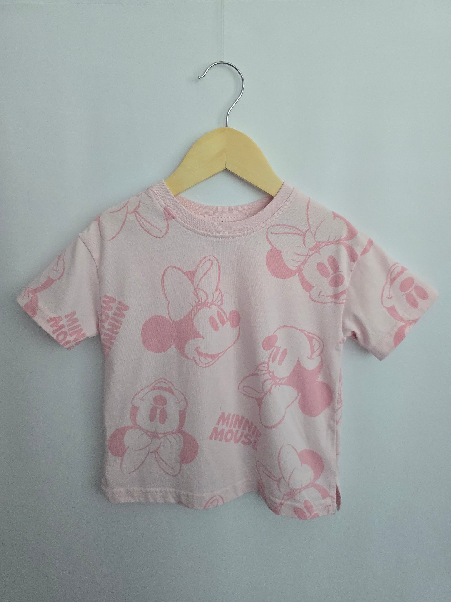 Disney Pink Minnie Mouse Tee • 4 years