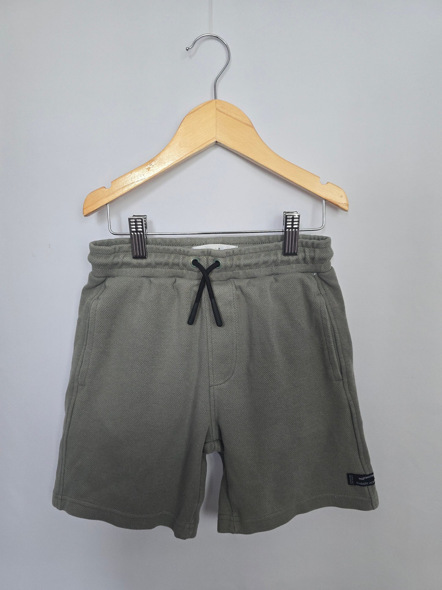 Zara Eucalyptus Textured Shorts • 8 years