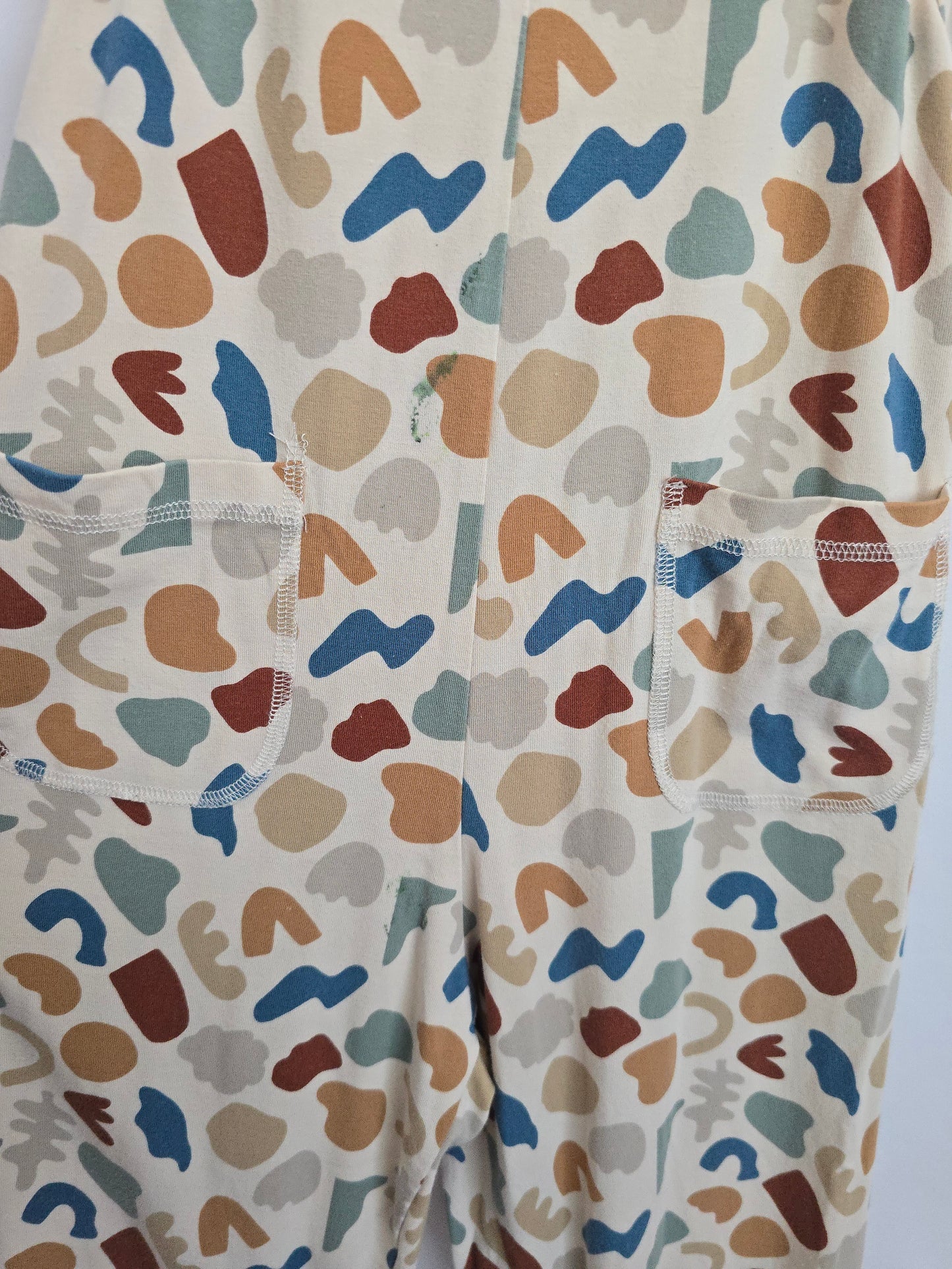 Jax & Lennon Boho Shapes Jumper *stains* • Youth Small 6-7 years