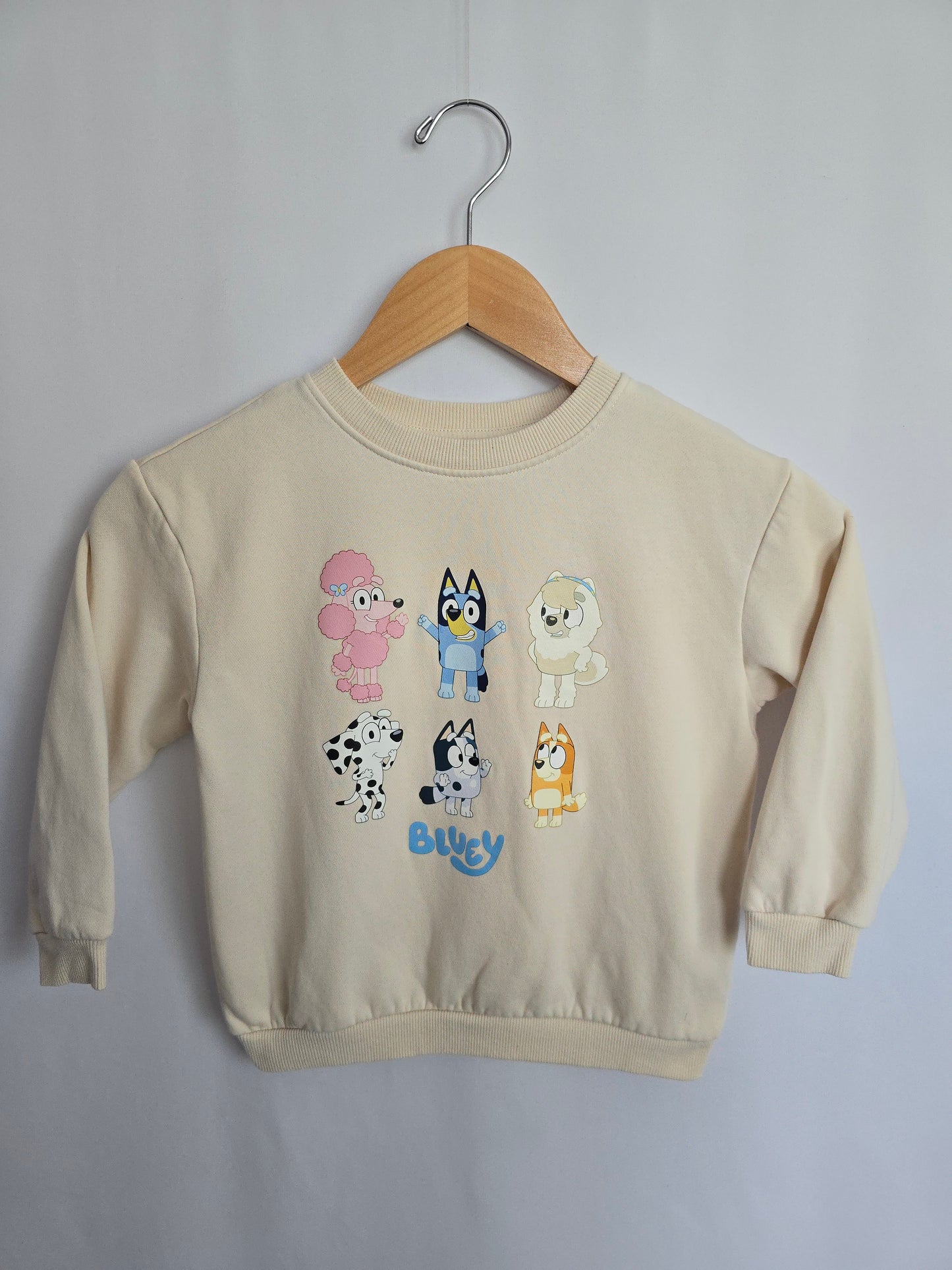 H&M Cream Bluey Crewneck • 4-6 years