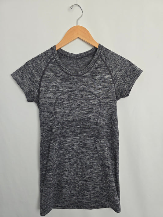 Lululemon Navy Swiftly Tech T-shirt • 4 Small