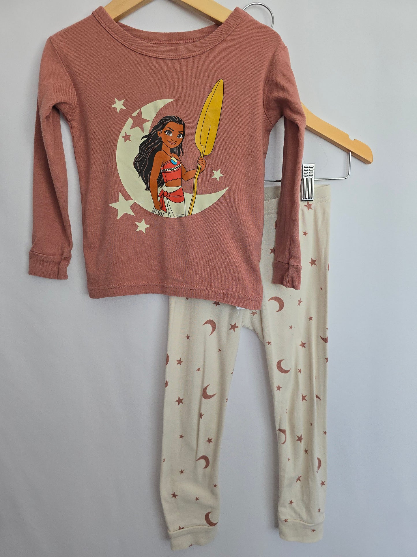Gap Moana Pajama Set • 3 years