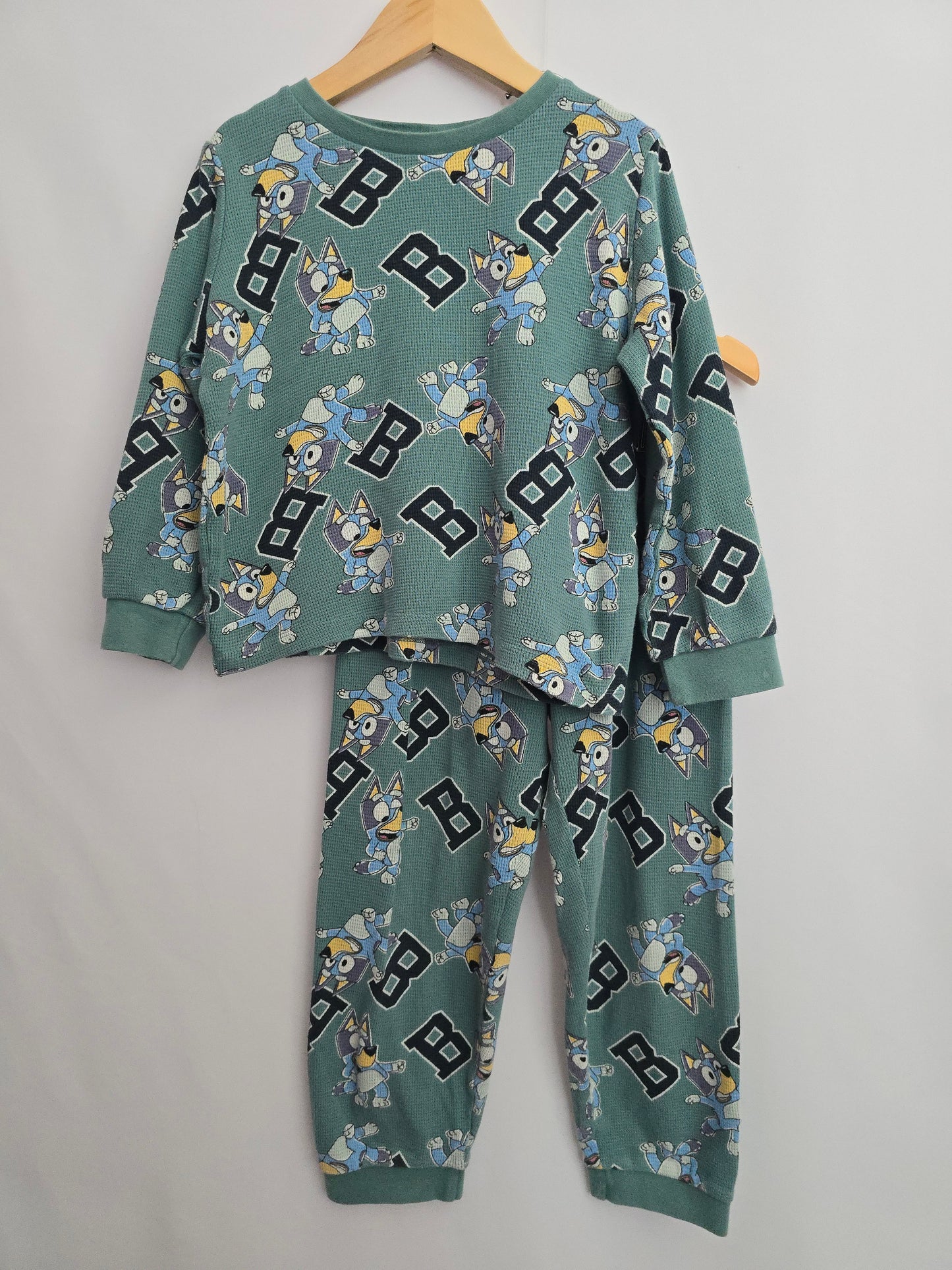 M&S Waffle Lined Bluey Set • 5-6 years