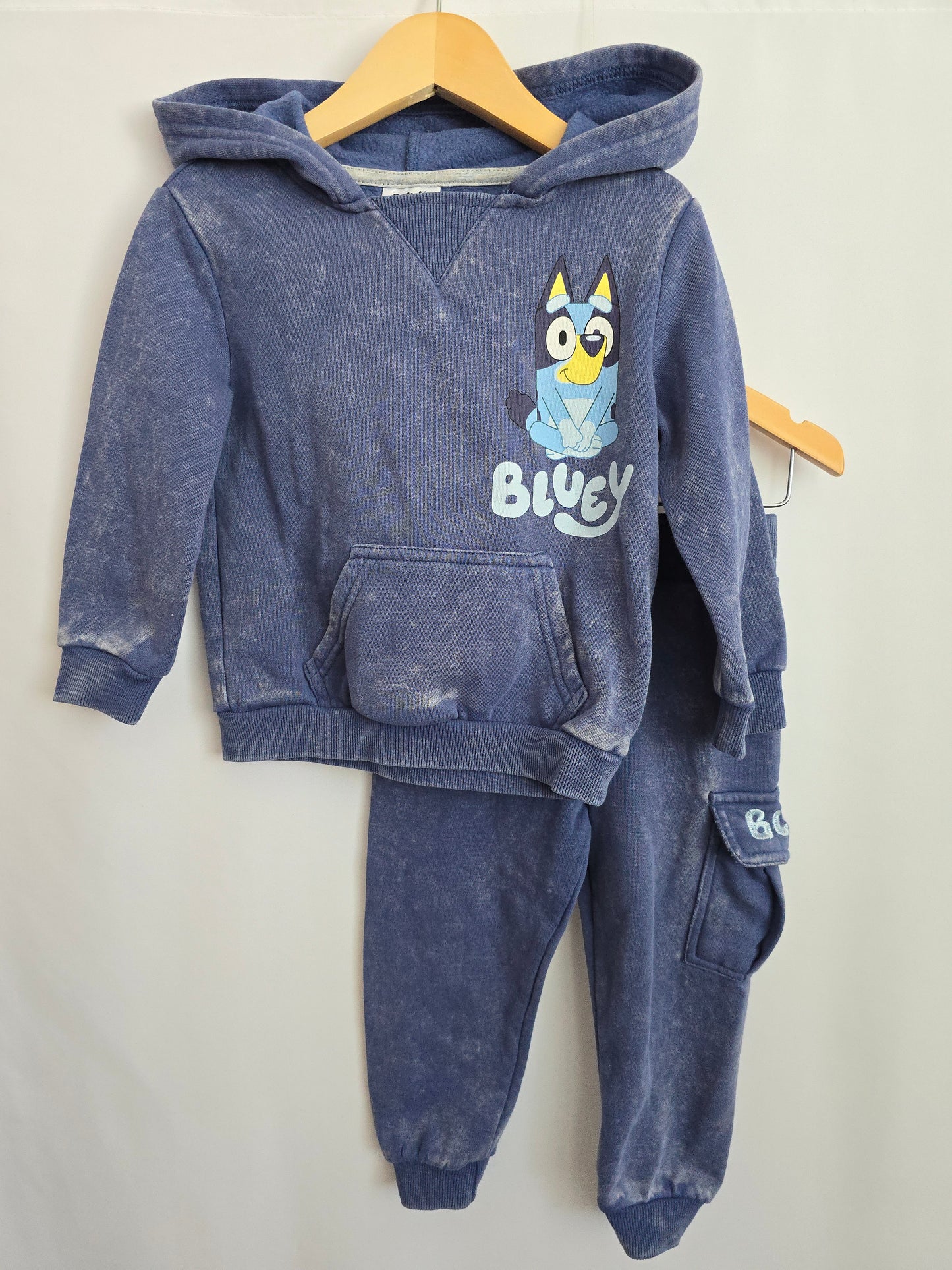 Bluey Hoodie & Joggers Set • 2 years