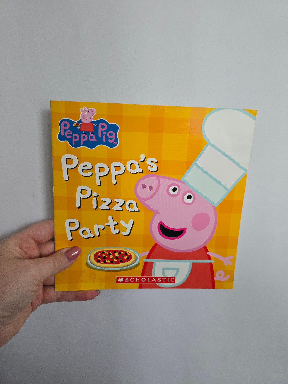 Peppa's Pizza Party • Softcover Book