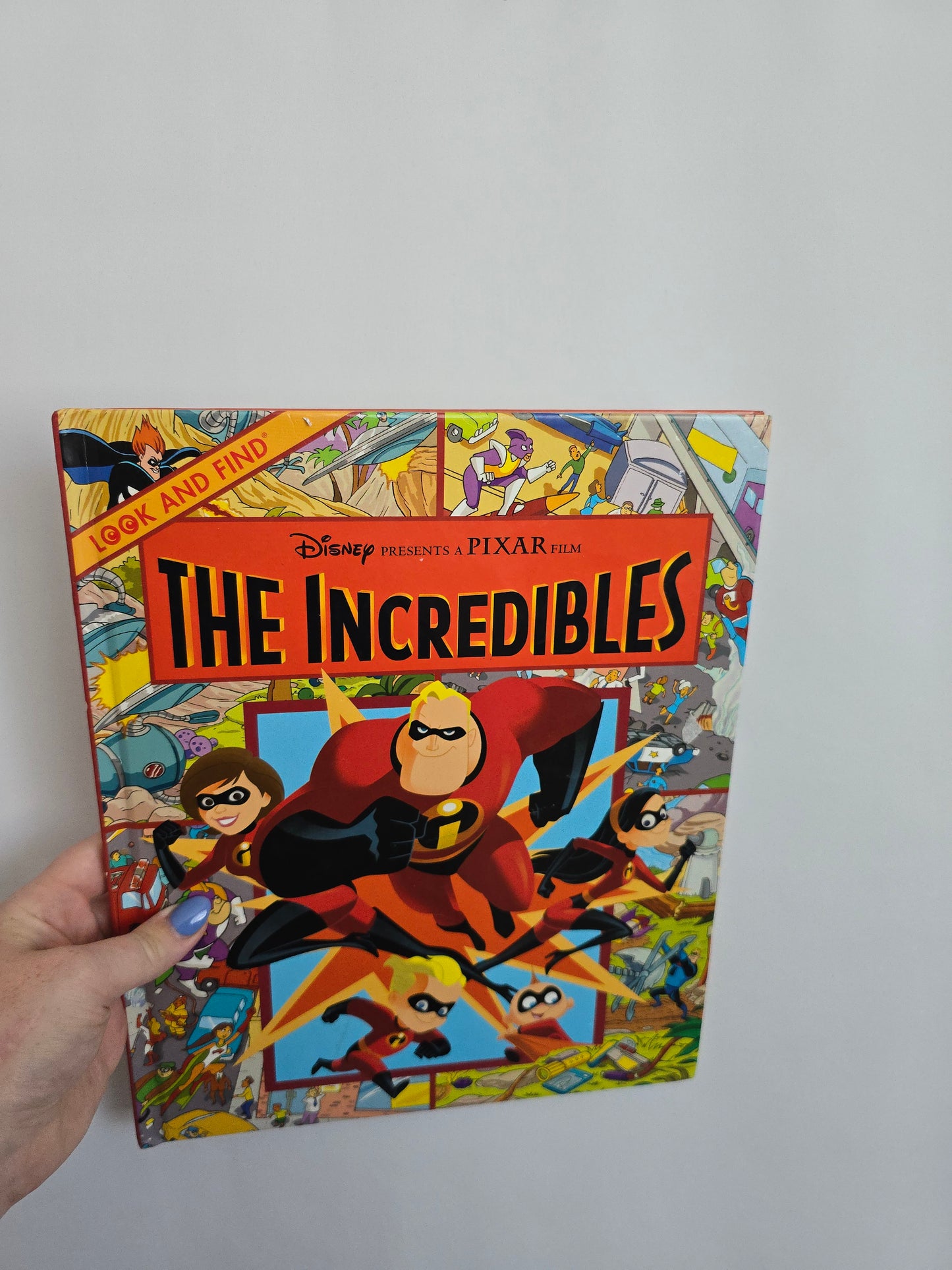 The Incredibles Large Look & Find • Hardcover Book