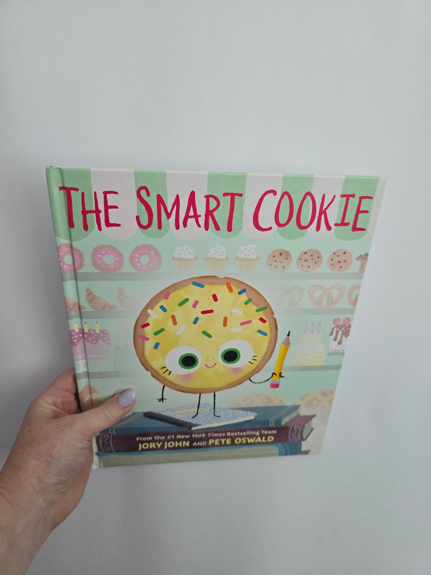 The Smart Cookie (1) • Hardcover Book