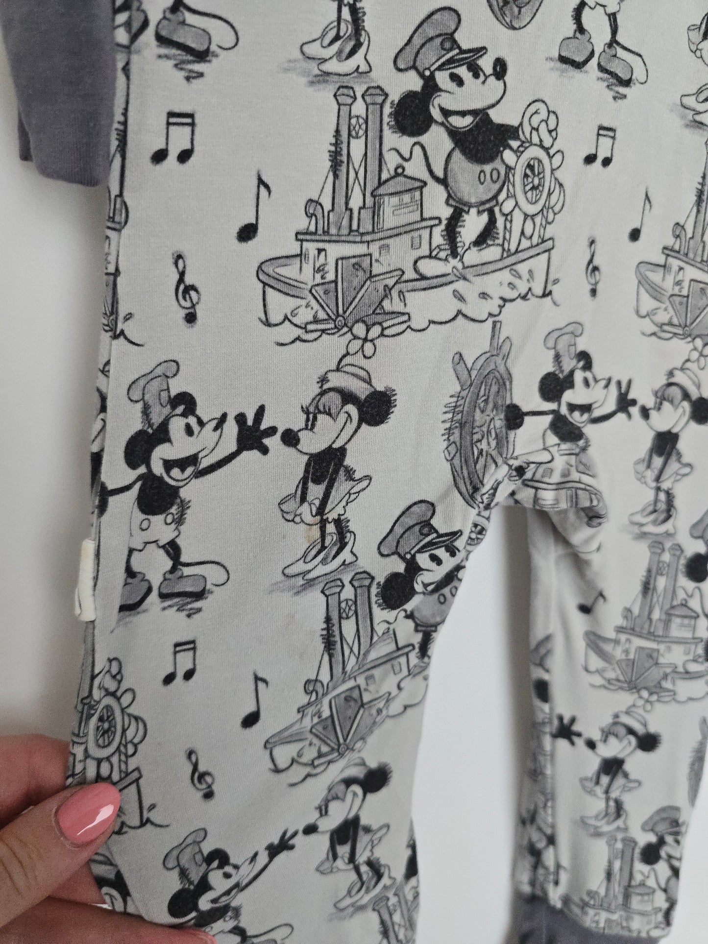 Peekaboo Bamboo Vintage Mickey Zippy *stains* • 12-18 months