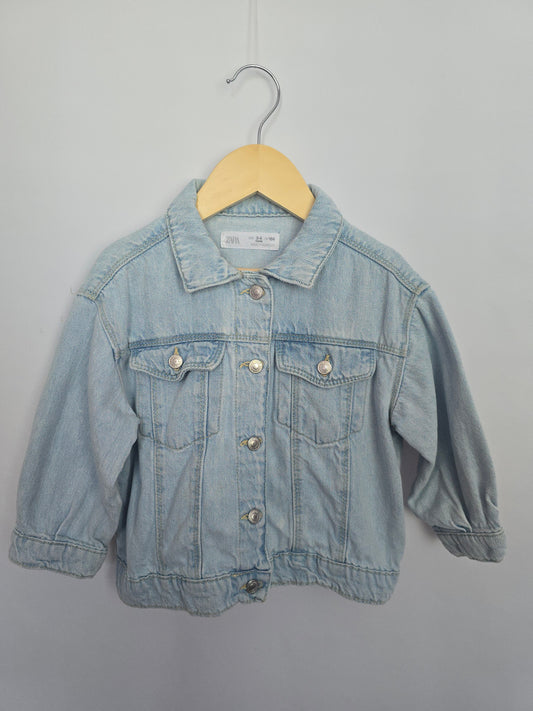 Zara Light Wash Denim Jacket • 3-4 years