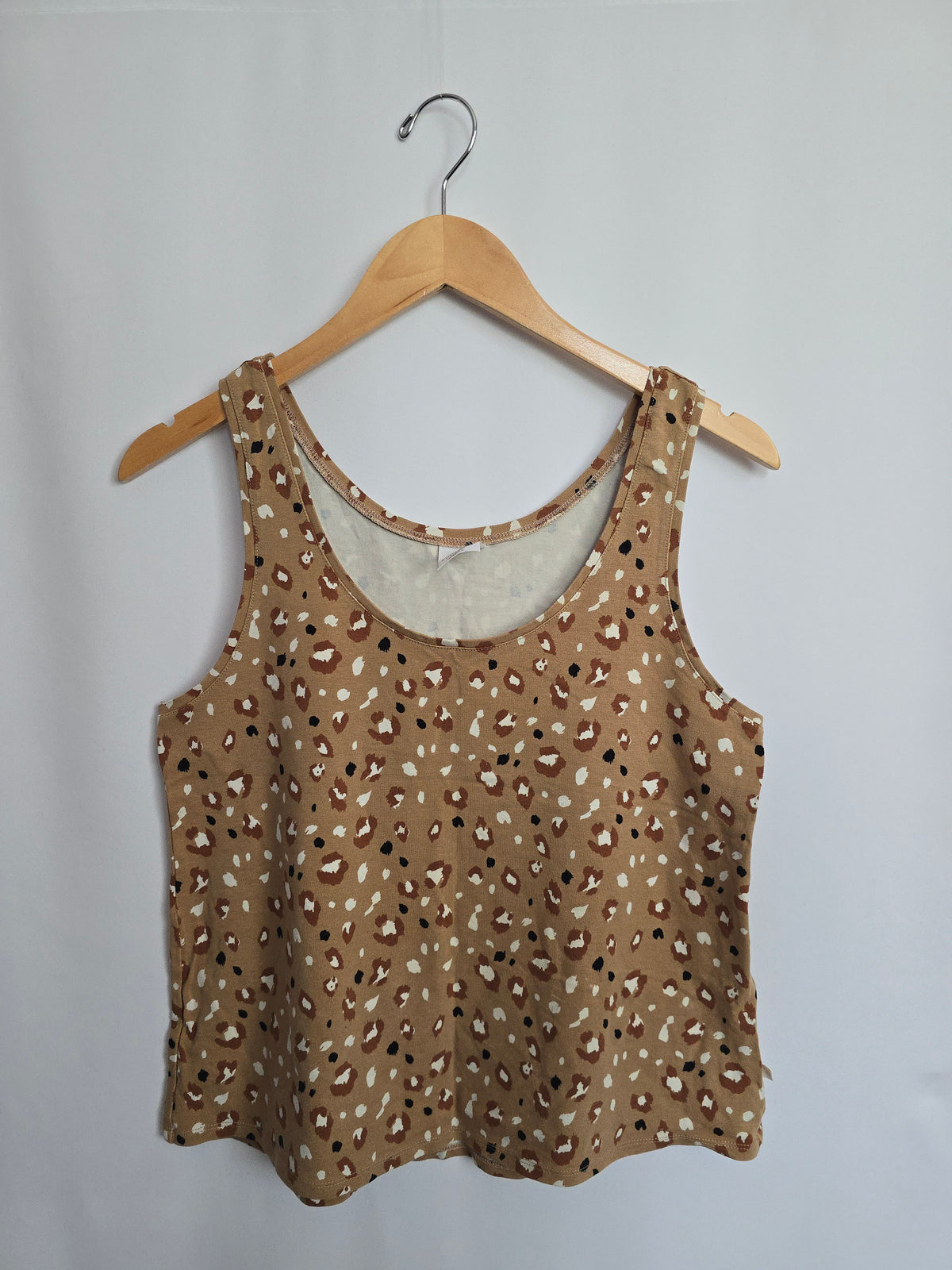 Jax & Lennon Leopard Crop Tank • Medium