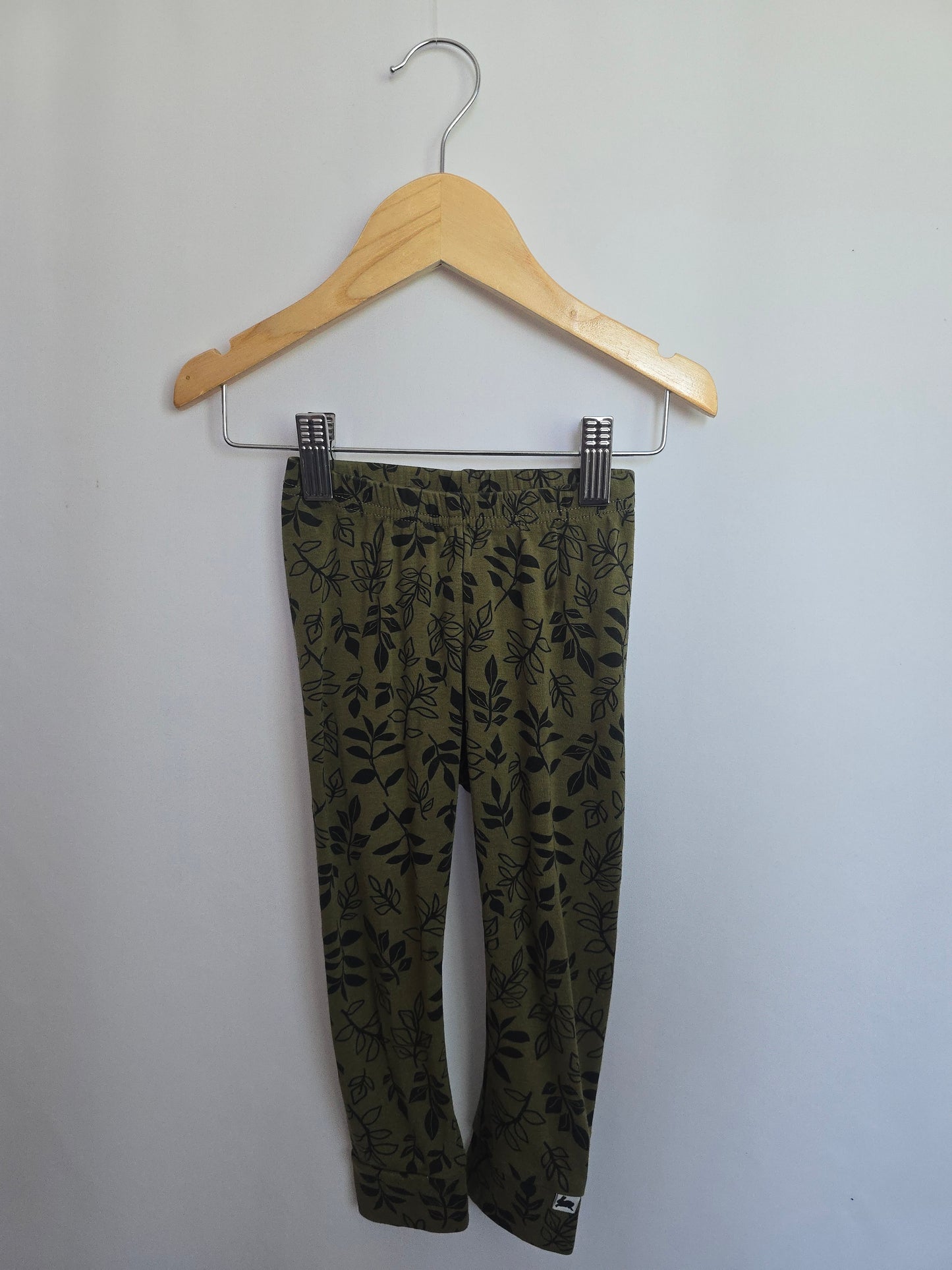 Little & Lively Green Fern Leggings • 18-24 months